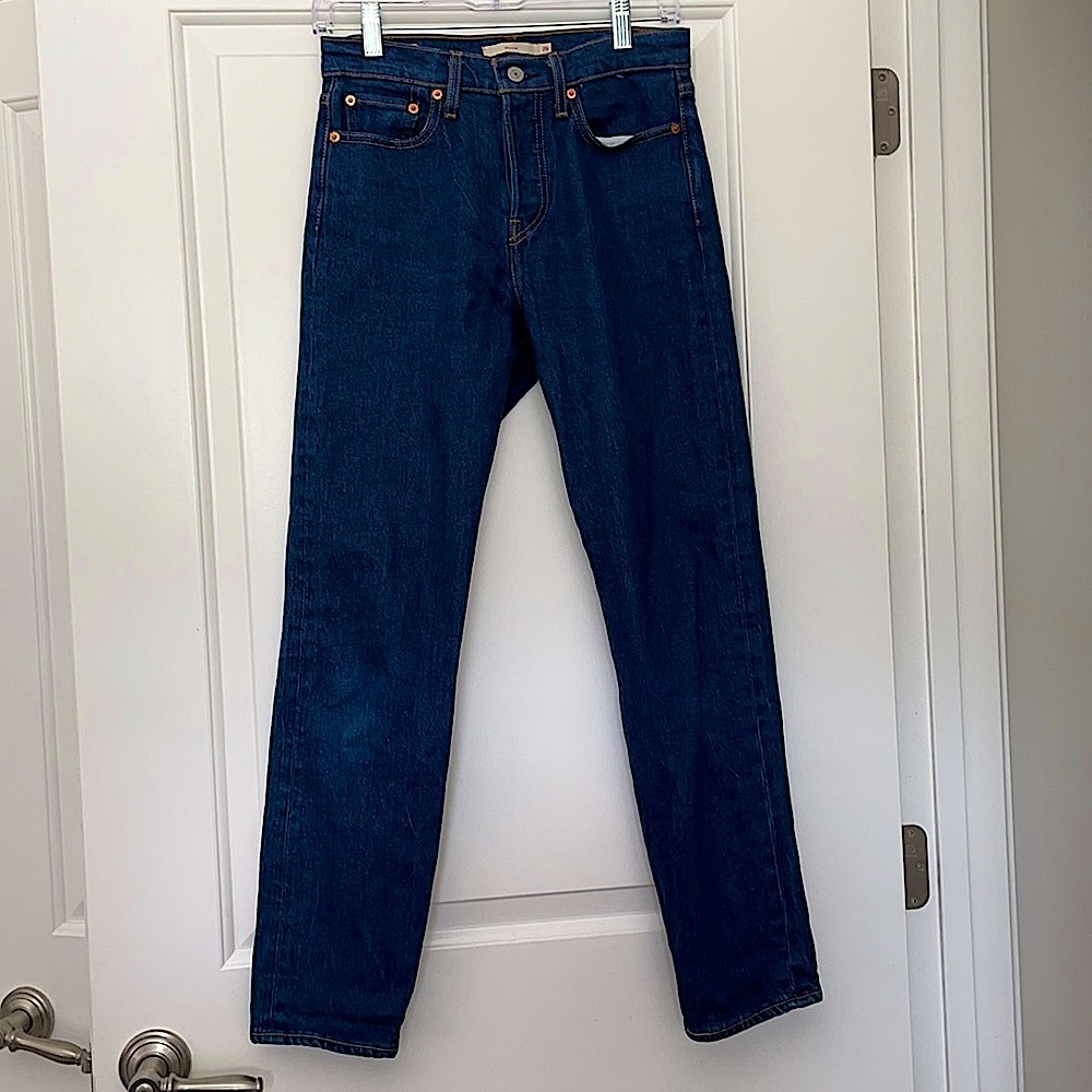 *Like New* Levi Dark Blue Wedgie Size 26 - Picture 4 of 11